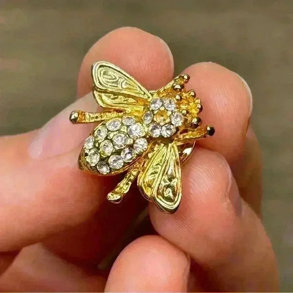 Vintage Gold Tone and Crystals Honey Bee Pin